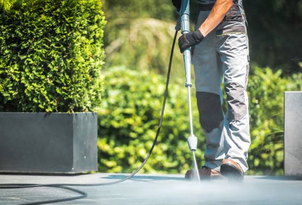 Best Warehouse Cleaning  in Aztec, NM